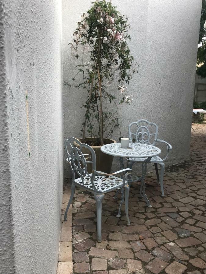 Olive Tree Private Rooms In Stellenbosch- No Load Shedding Exterior photo